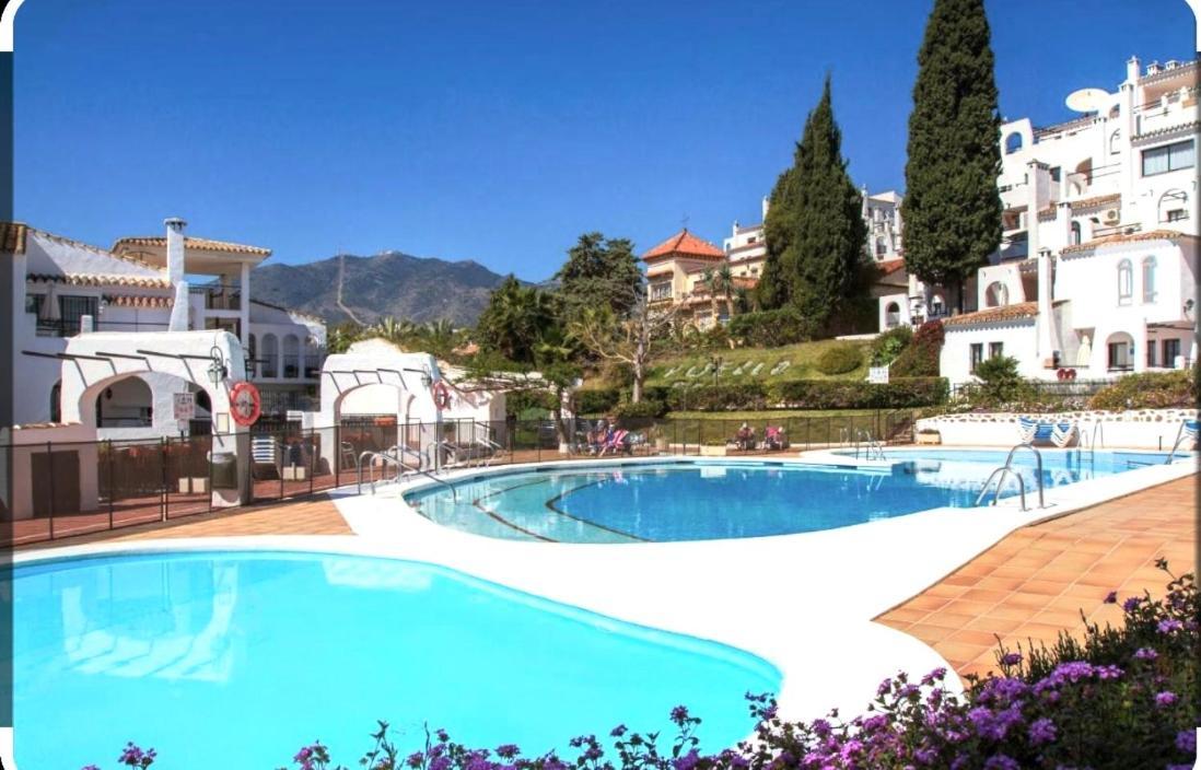Apartament Apartamento Pueblo Evita Benalmádena Zewnętrze zdjęcie