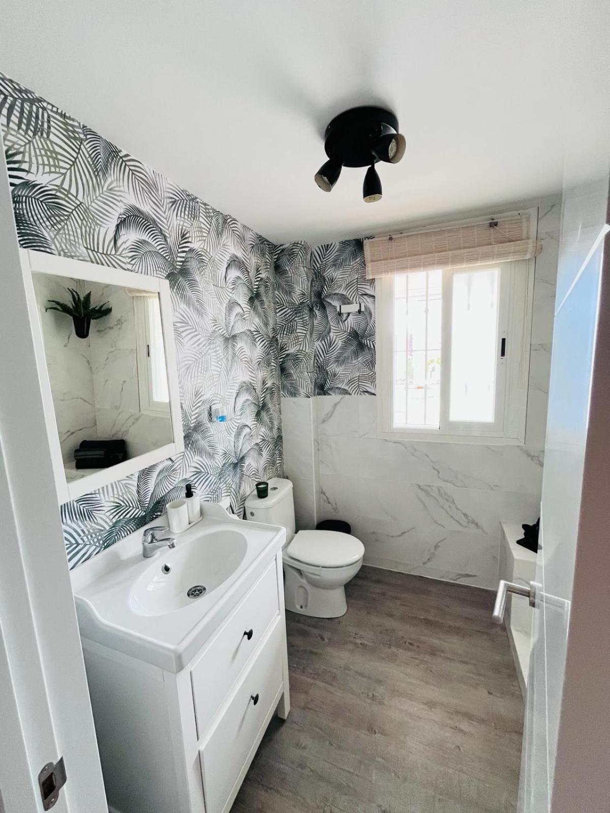 Apartament Apartamento Pueblo Evita Benalmádena Zewnętrze zdjęcie